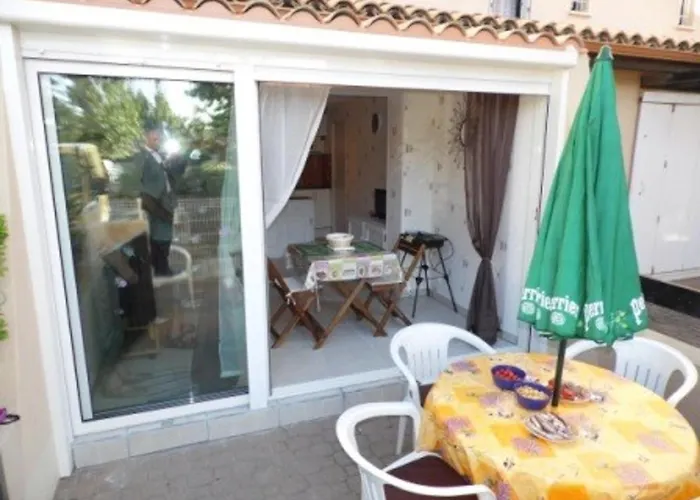 T2 Avec Terrasse Et Parking Privé à Marseillan, Animaux Admis - Fr-1-326-486 * Marseillan (Herault)